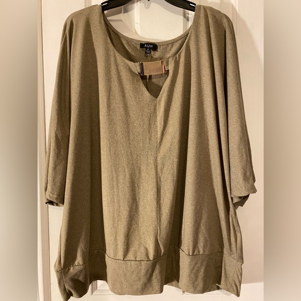 AUW Blouse